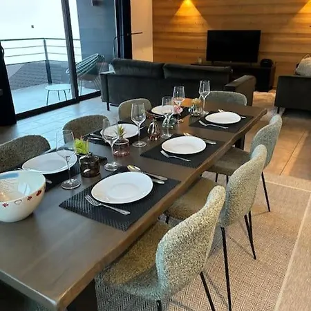 Le Savoisien, In Centrum 150 M Ski-lift Appartement