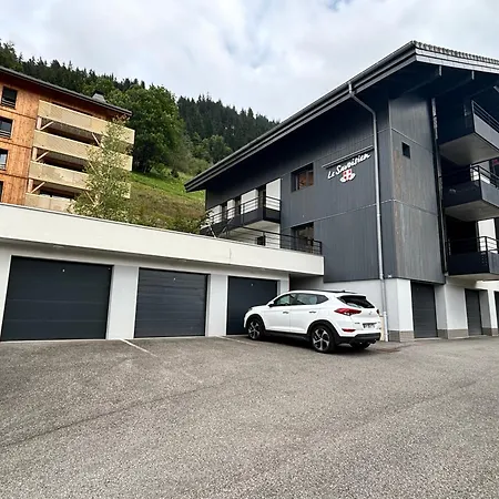 Le Savoisien, In Centrum 150 M Ski-lift Appartement *