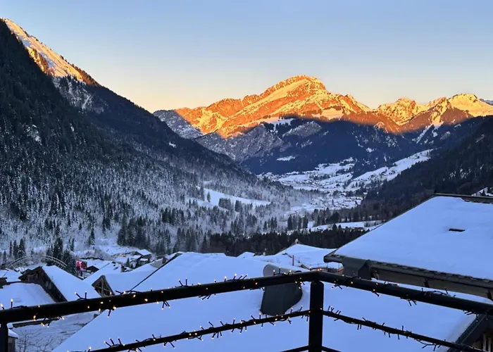 Le Savoisien, In Centrum 150 M Ski-lift * 沙泰勒